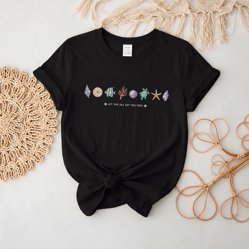 Rubbyoo Beach Day Graphic Tee  - Cartoon Coastal Sketch | Eye-Catching Summer Vacation Look - Black - 2XL - image 4