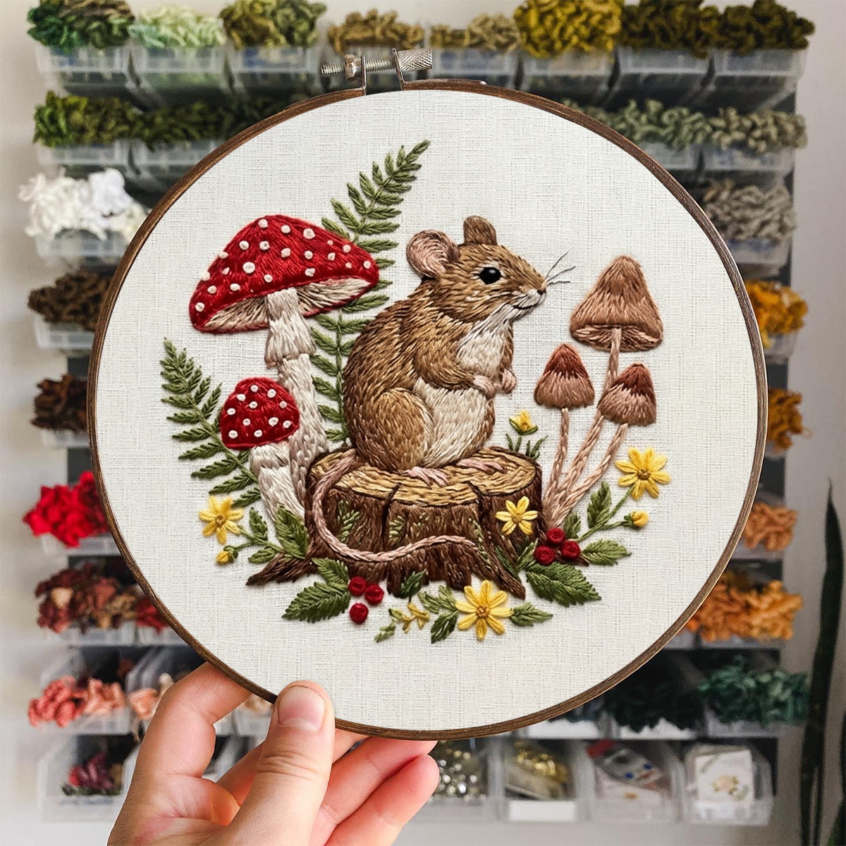 Rubbyoo Embroidery Kit - Woodland Mouse | Autumn Vibe Ornament | Easy-to-do Animal Motif Needlework - image 5