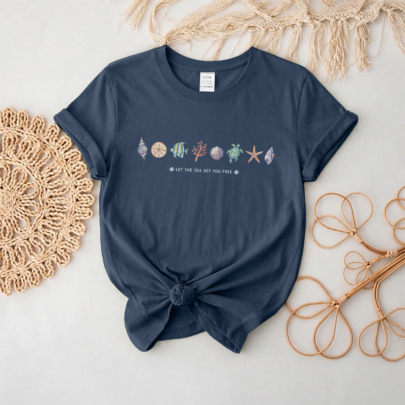 Rubbyoo Beach Day Graphic Tee  - Cartoon Coastal Sketch | Eye-Catching Summer Vacation Look - Navy - 2XL - image 8
