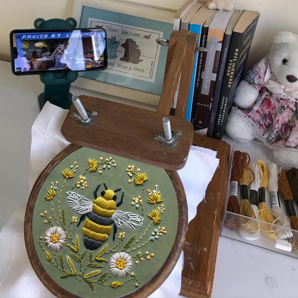 Rubbyoo Embroidery Kit-  Daisy Honey Bee - image 7