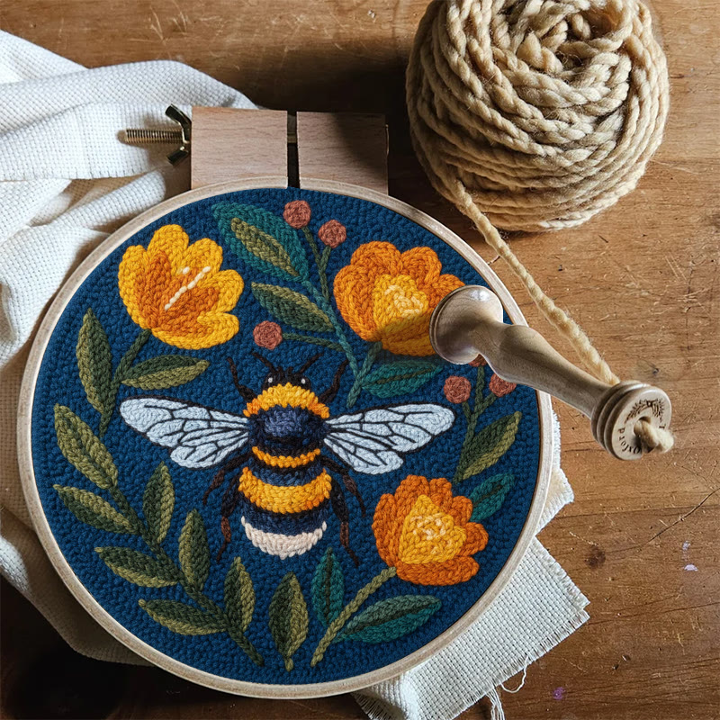 Bumblebee And Orange Blossom Punch Needle Kit – Entry-Level