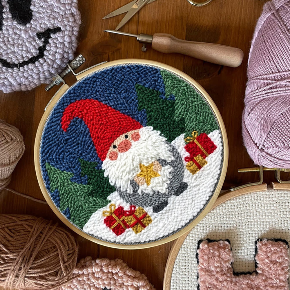 Cute Santa Claus Punch Needle Kit - Eye-catching Xmas Party Decor  | Classic Cartoon Christmas Claus Pattern - image 8