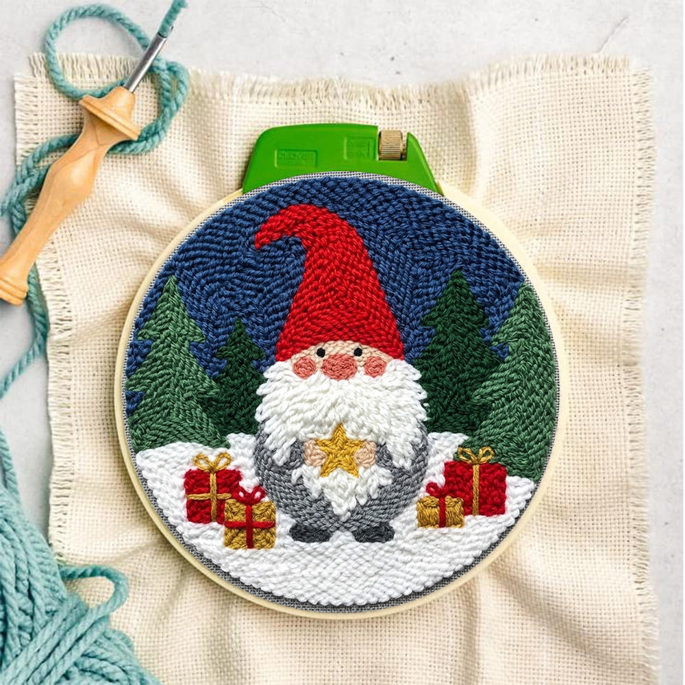 Cute Santa Claus Punch Needle Kit - Eye-catching Xmas Party Decor  | Classic Cartoon Christmas Claus Pattern - image 6