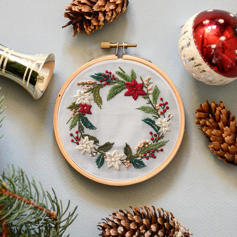 Rubbyoo Embroidery Kit-  Christmas Garland - image 5