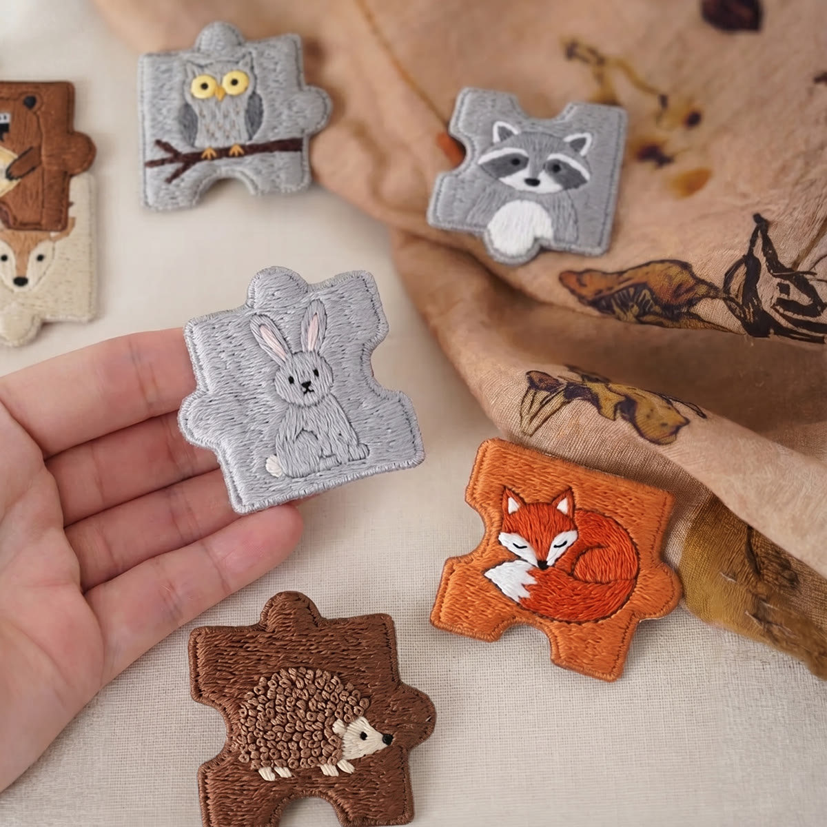 Rubbyoo Diy Magnet & Brooch Embroidery Puzzle Kit - Woodland Animals | Nursery Decor Aesthetics - image 4