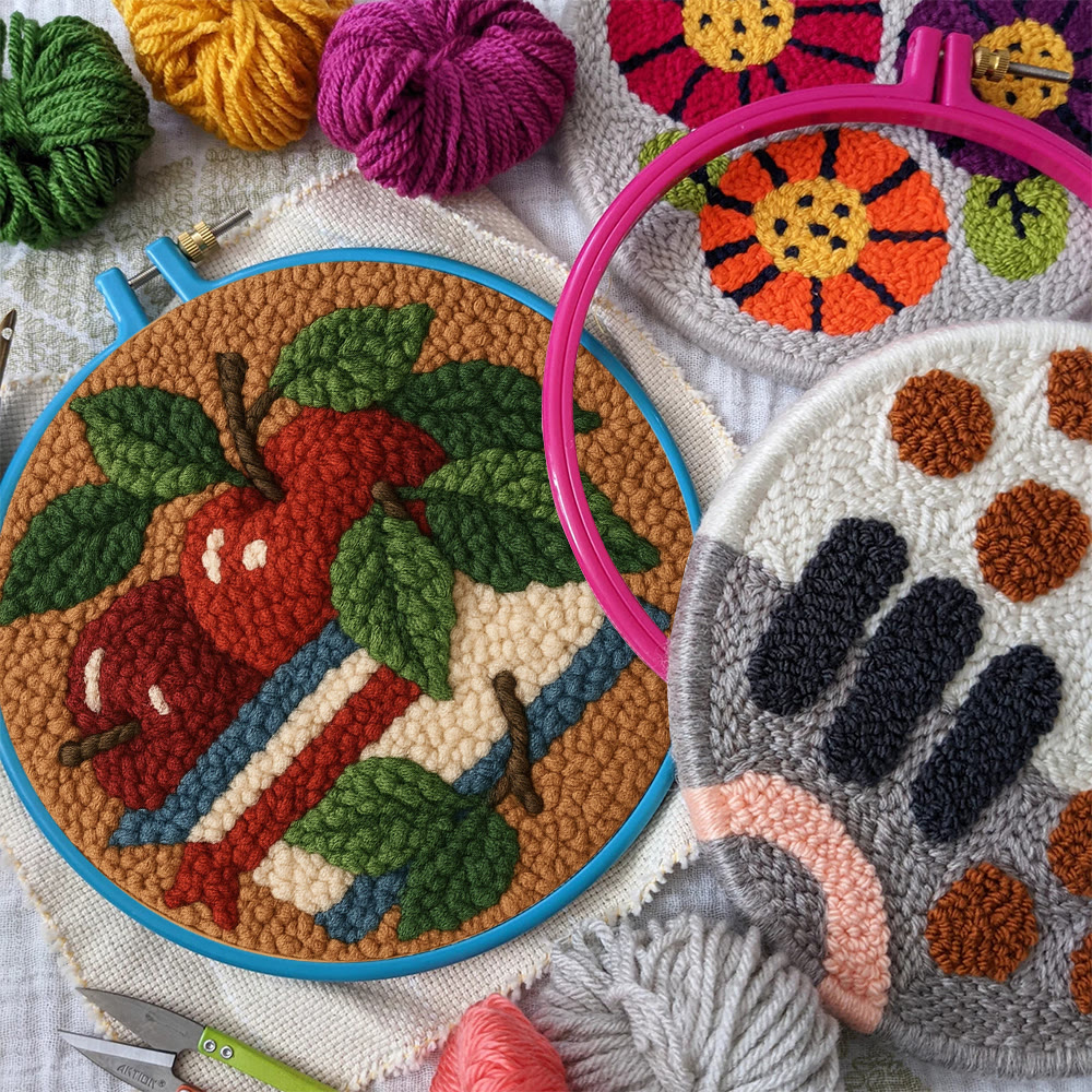 Apple Harvest Punch Needle Kit – Beginner Project | Thoughtful Handmade Gift Idea - image 10