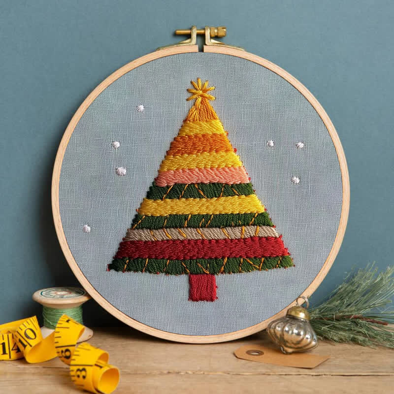 Rubbyoo Embroidery Kit -String Christmas Tree - image 4