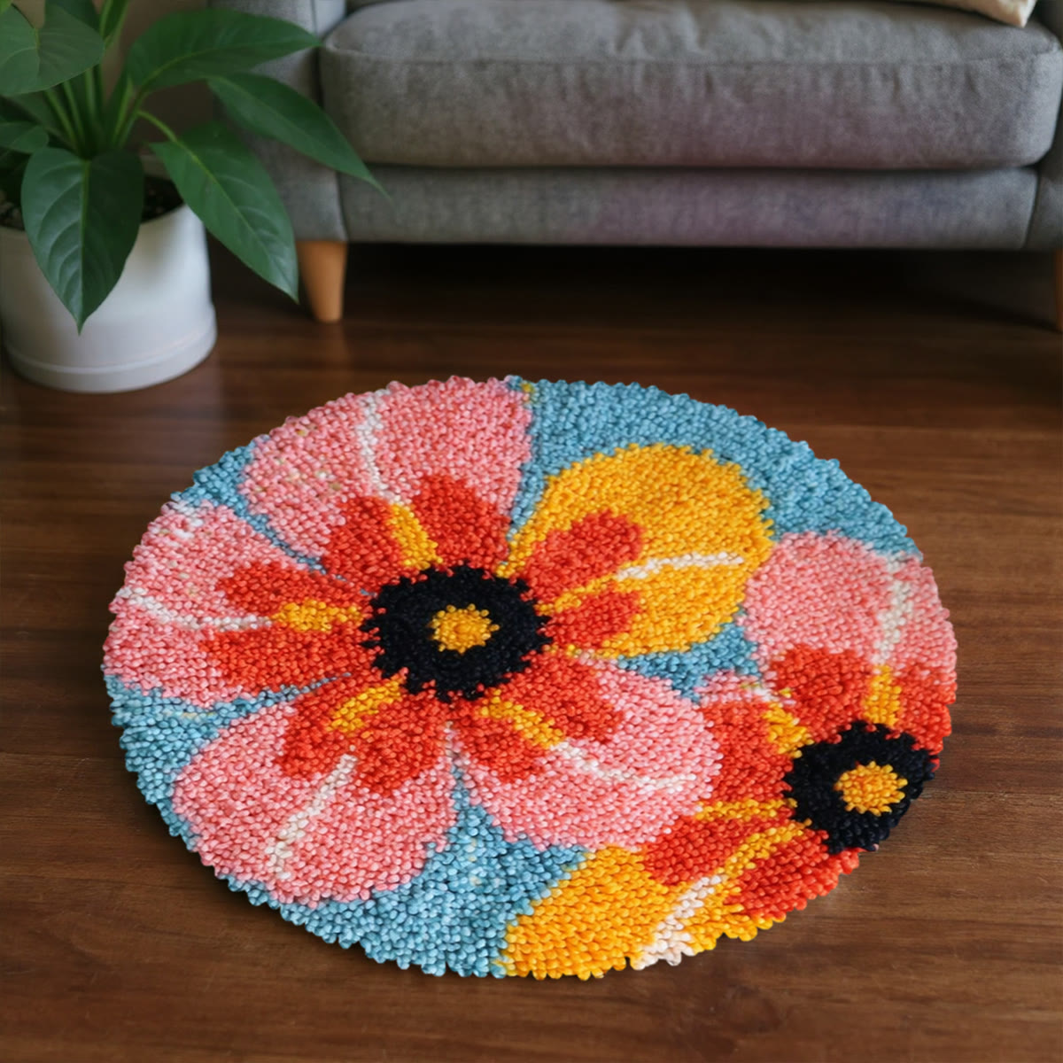 Rubbyoo Latch Hook Rug Kit - Charming Flower | Plush Handmade Craft | Unique Housewarming Gift - image 4
