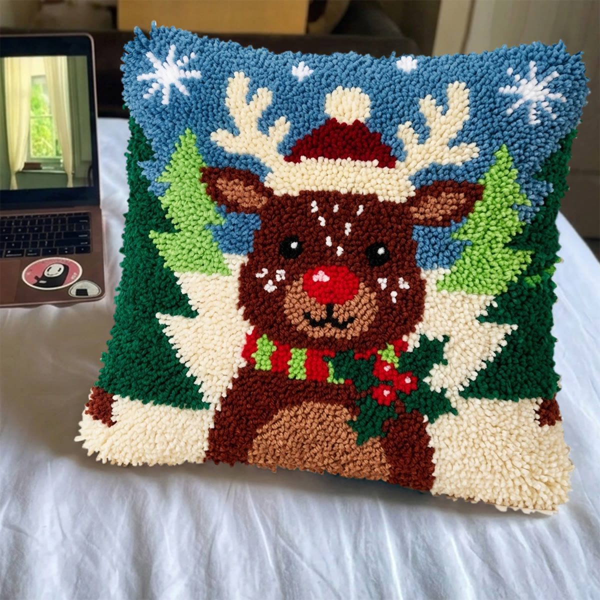 Rubbyoo Latch Hook Pillow Kit - Cute Elk |  Christmas Handmade Ornament | Square Pillow Case  - image 4