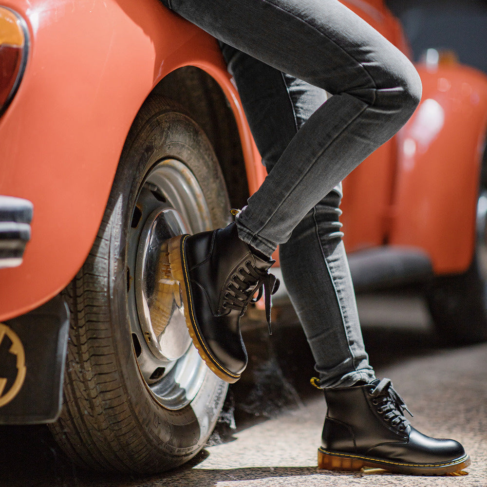 馬登女裝 黑色經典6孔馬丁靴高幫機車短靴厚底英倫風靴子秋冬