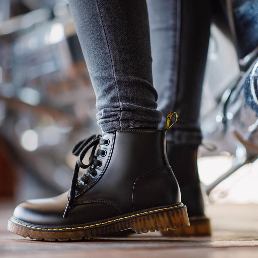 馬登女裝 黑色經典6孔馬丁靴高幫機車短靴厚底英倫風靴子秋冬