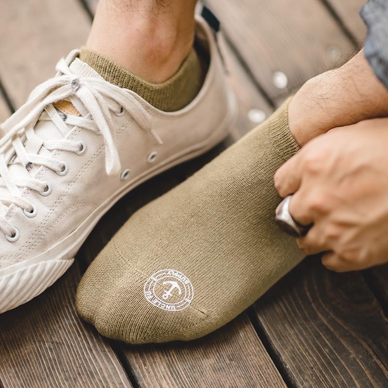 馬登工裝 純色吸汗棉質船襪休閒透氣四季通用短襪子