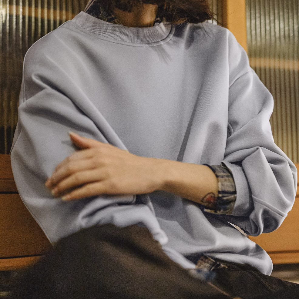 馬登女裝 空氣層純灰色寬鬆落肩圓領套頭長袖衛衣外套上衣秋冬