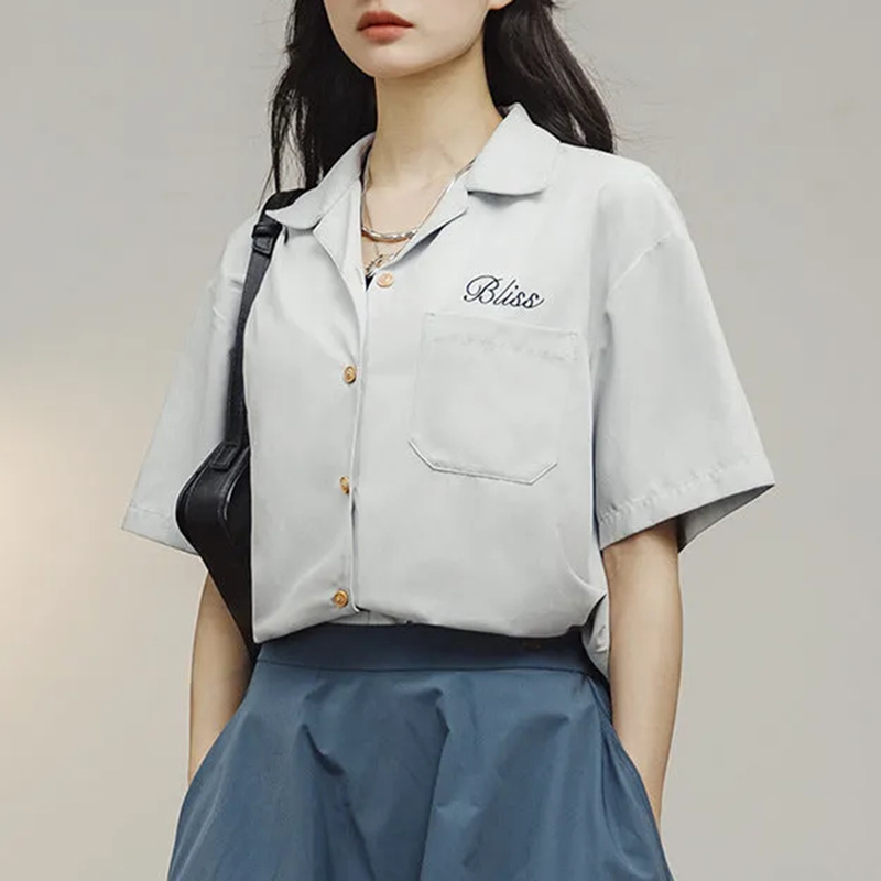 馬登女裝 刺繡古巴領襯衣寬鬆設計感短袖小眾休閒上衣內搭疊穿襯衫