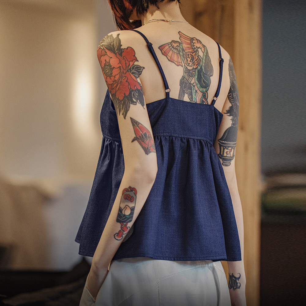 馬登女裝 夏日性感高腰吊帶V領露背背心辣妹無袖外疊穿顯鎖骨上衣