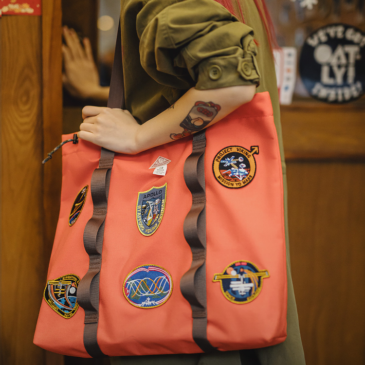 馬登女裝 美式復古鬆弛感大容量托特包包硬挺立體通勤單件電腦手提包