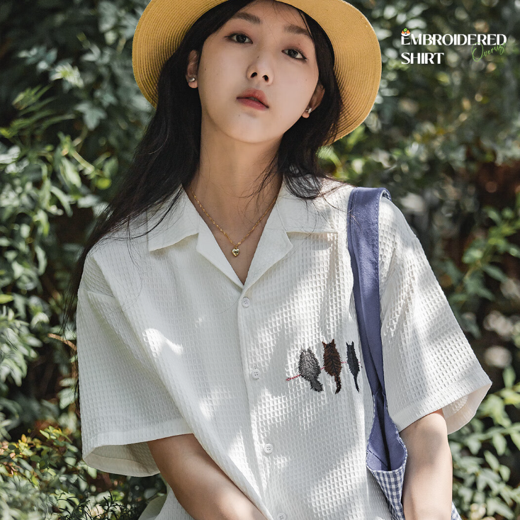 馬登女裝 休閒貓咪刺繡短袖襯衫寬鬆落肩袖華夫格襯衣