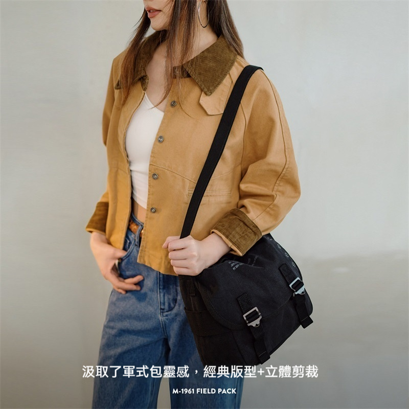 馬登女裝 美式復古M1961字母印花帆布斜挎包手提時尚大容量托特包