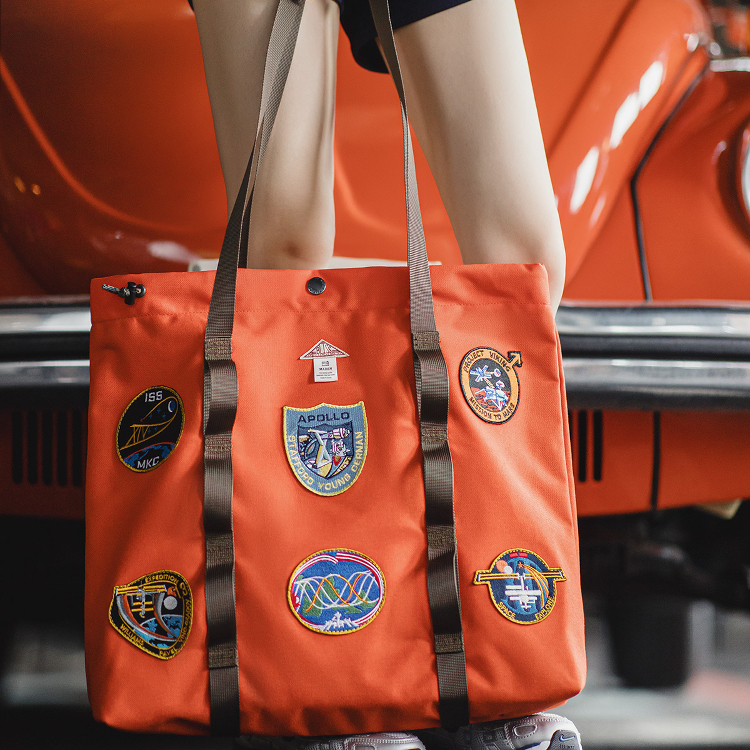 馬登女裝 美式復古鬆弛感大容量托特包包硬挺立體通勤單件電腦手提包