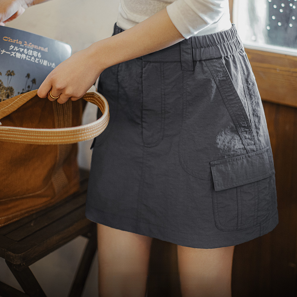 馬登女裝 復古肌理感立裁A字工裝傘裙機能風薄帶內襯防走光半身裙女夏