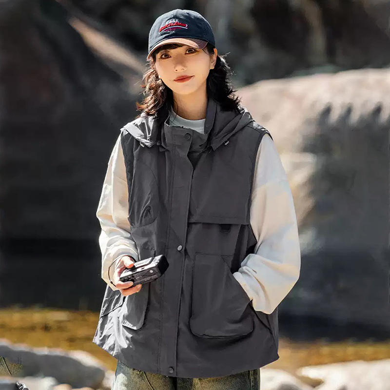 山系戶外機能馬甲潮流女生復古連帽多口袋無袖坎肩寬鬆工裝馬甲