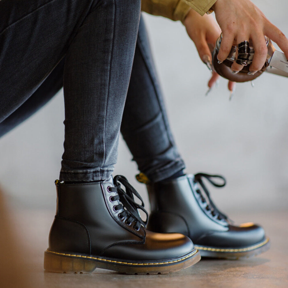 馬登女裝 黑色經典6孔馬丁靴高幫機車短靴厚底英倫風靴子秋冬