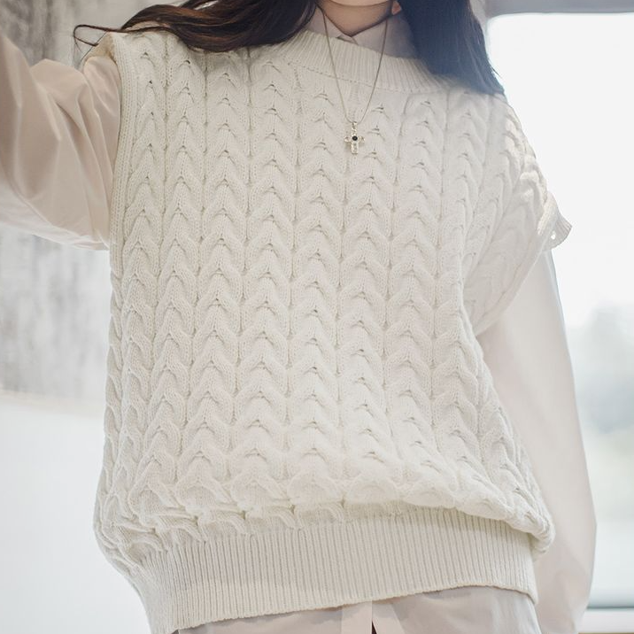 馬登女裝 可拆卸袖子絞花毛衣復古奶油白慵懶麻花針織衫秋冬