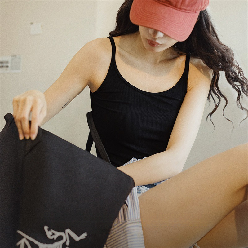 馬登女裝 針織細帶背心復古辣妹純色吊帶內搭打底無袖外穿上衣夏女