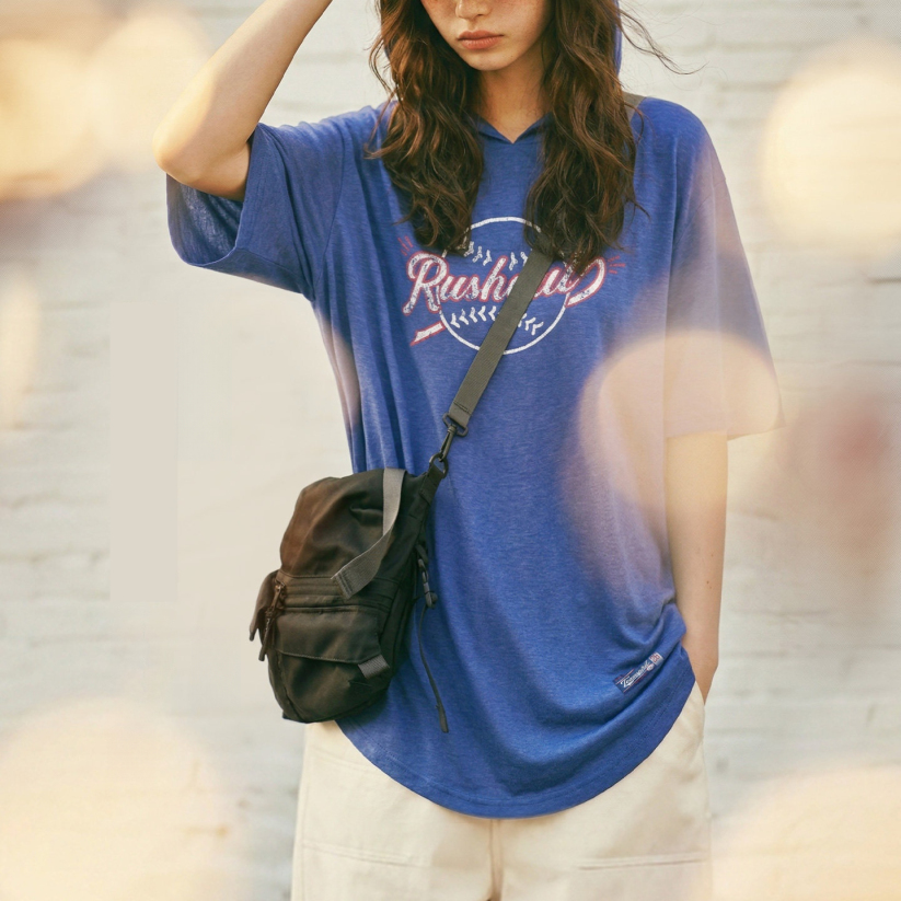 馬登女裝 復古寬鬆印花萊賽爾天絲弧形下擺連帽短袖T恤半袖上衣夏