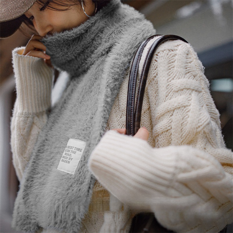 馬登女裝 羊毛混紡雪貂灰圍巾軟糯保暖護頸防寒毛茸圍脖冬季