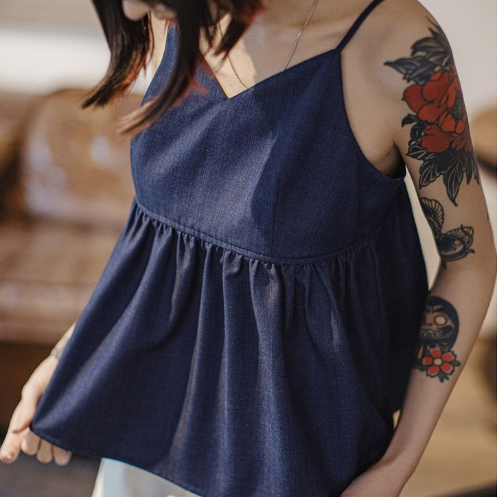 馬登女裝 夏日性感高腰吊帶V領露背背心辣妹無袖外疊穿顯鎖骨上衣