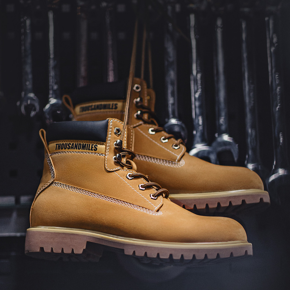 馬登女裝 美式大黃靴英倫風中幫馬丁靴戶外登山靴復古工裝短靴子