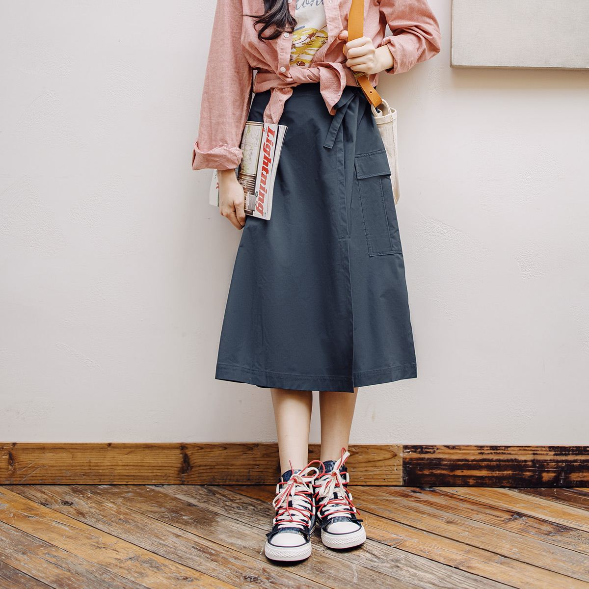 馬登女裝 地心引力Gravity 2023新款高幫帆布鞋腰果花古布板鞋情侶鞋