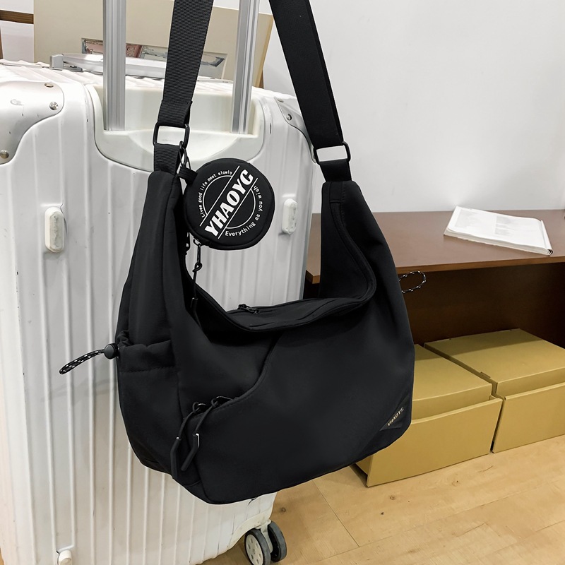 街頭潮流大容量斜挎包休閒通勤單肩包機能騎行郵差包