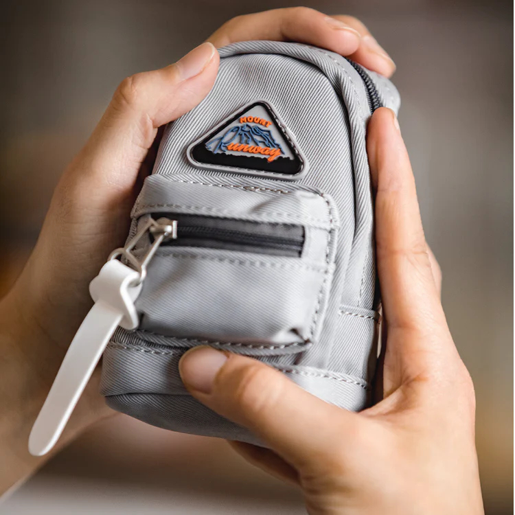 馬登女裝 山系迷你機能掛包戶外斜挎雙肩小包腰包鑰匙耳機卡包