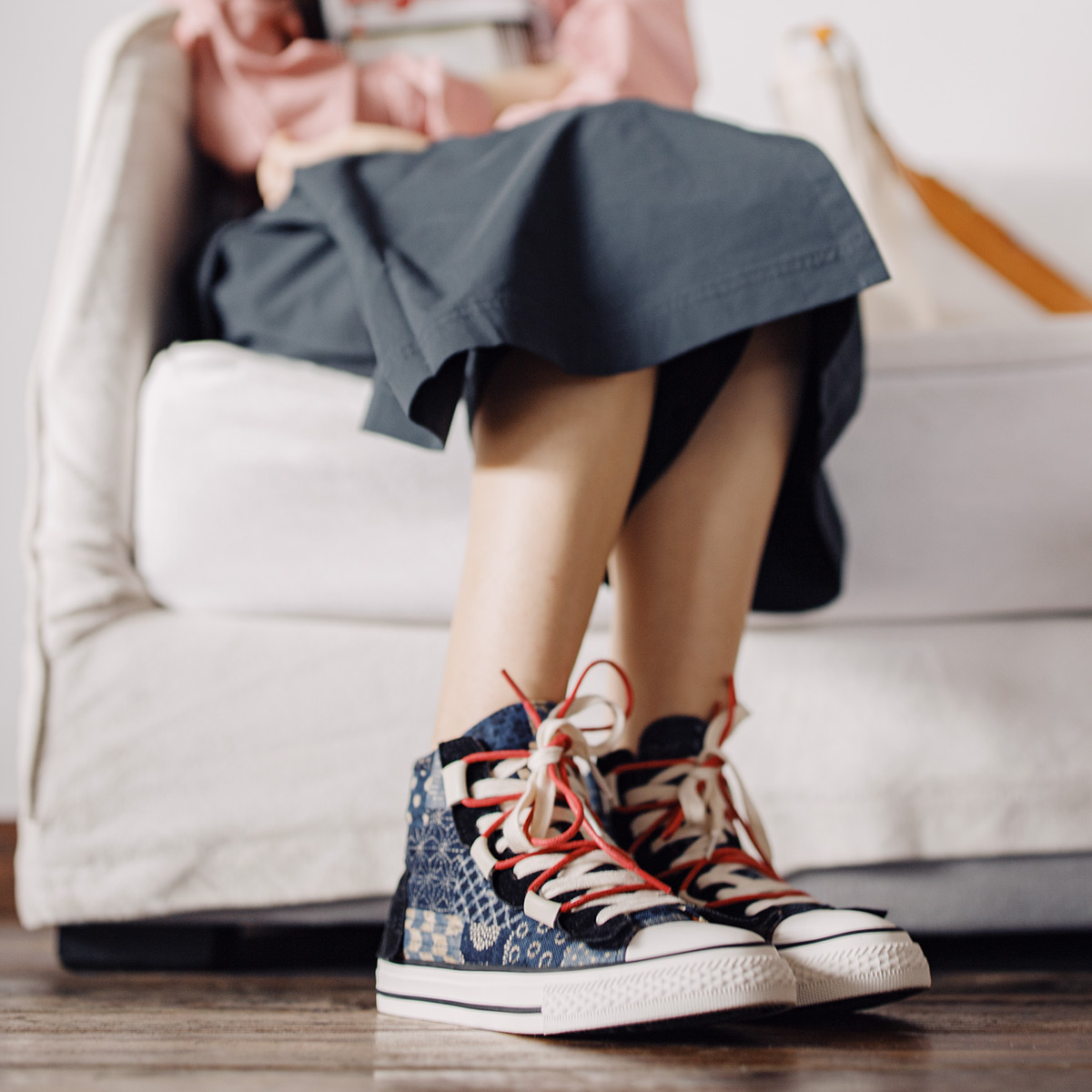 馬登女裝 地心引力Gravity 2023新款高幫帆布鞋腰果花古布板鞋情侶鞋