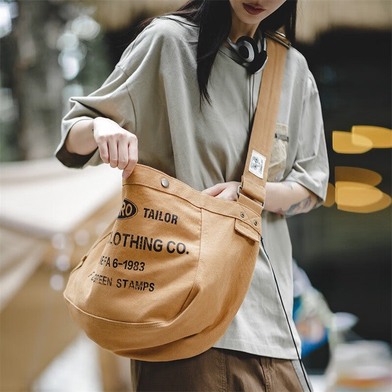 馬登女裝 美式復古托特包大容量斜挎電腦包機車報童郵差包