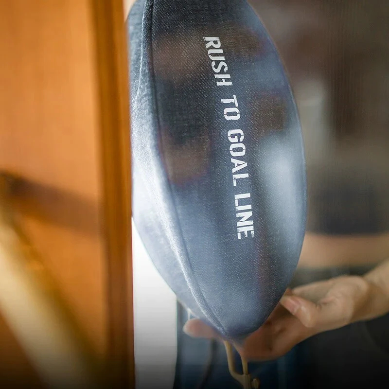 馬登女裝 美式復古牛仔斜挎橄欖球胸包字母通勤單肩大容量胸包潮