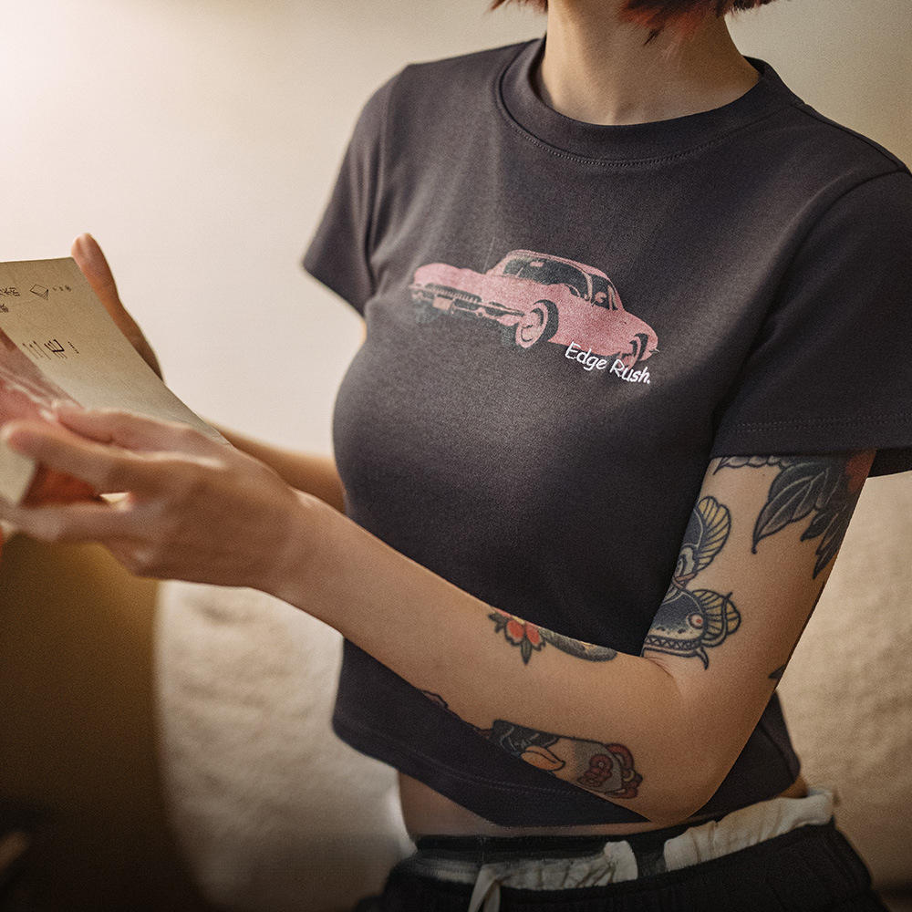 馬登女裝 美式復古賽車印花T恤短款千禧辣妹修身正肩百搭短袖夏季