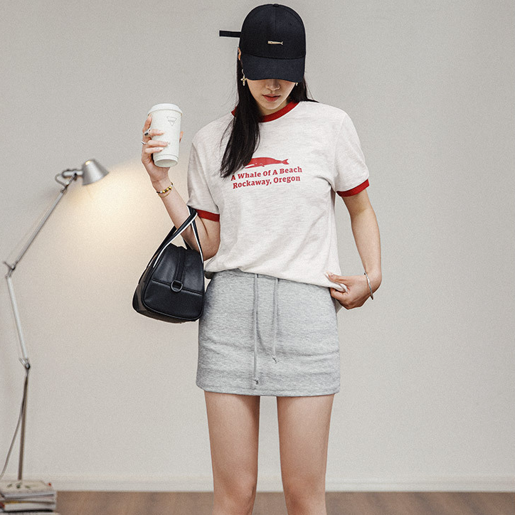 馬登女裝 休閒寬鬆字母印花圓領T恤撞色羅紋顯瘦打底衫