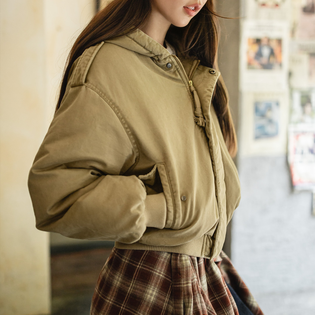 馬登女裝 卡其色美式復古寬鬆飛行員夾克連帽工裝夾克外套秋冬