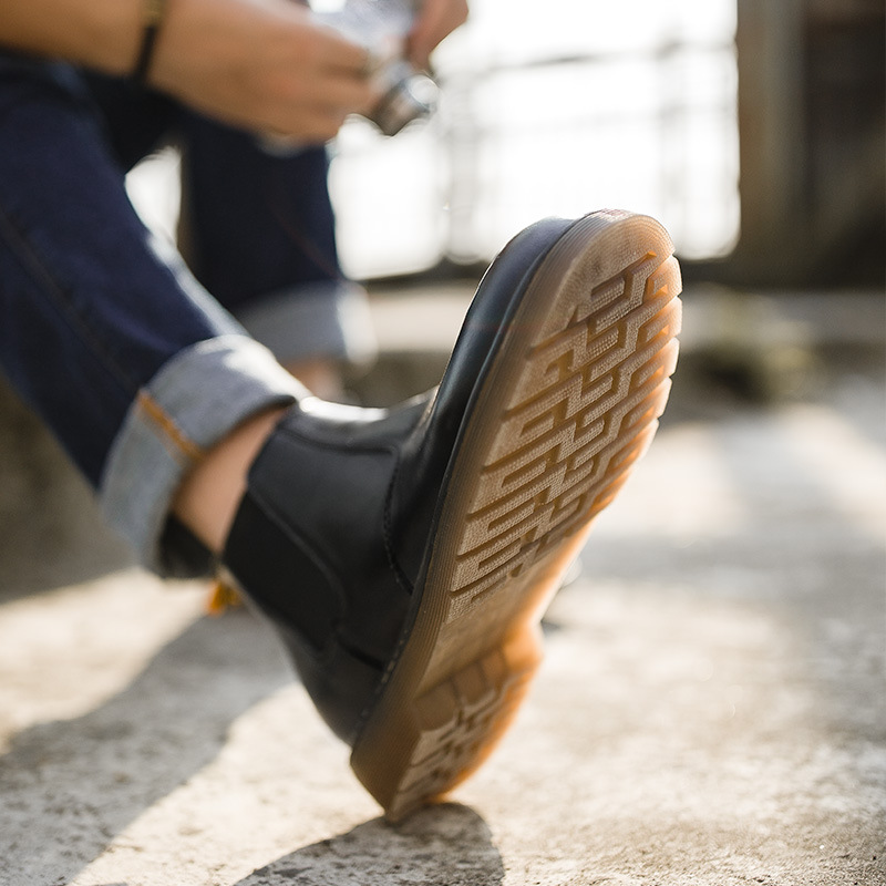 馬登工裝 英倫風切爾西靴休閒工裝男鞋黑色中高幫真皮馬丁靴
