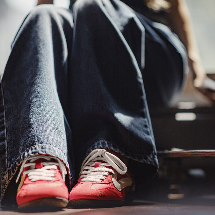 馬登女裝 德訓紅色賽車鞋復古薄底運動休閒鞋平底阿甘板鞋女
