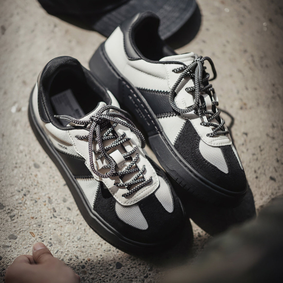 馬登男鞋 貓熊德訓鞋冬季復古厚底增高休閒阿甘鞋男士通勤板鞋