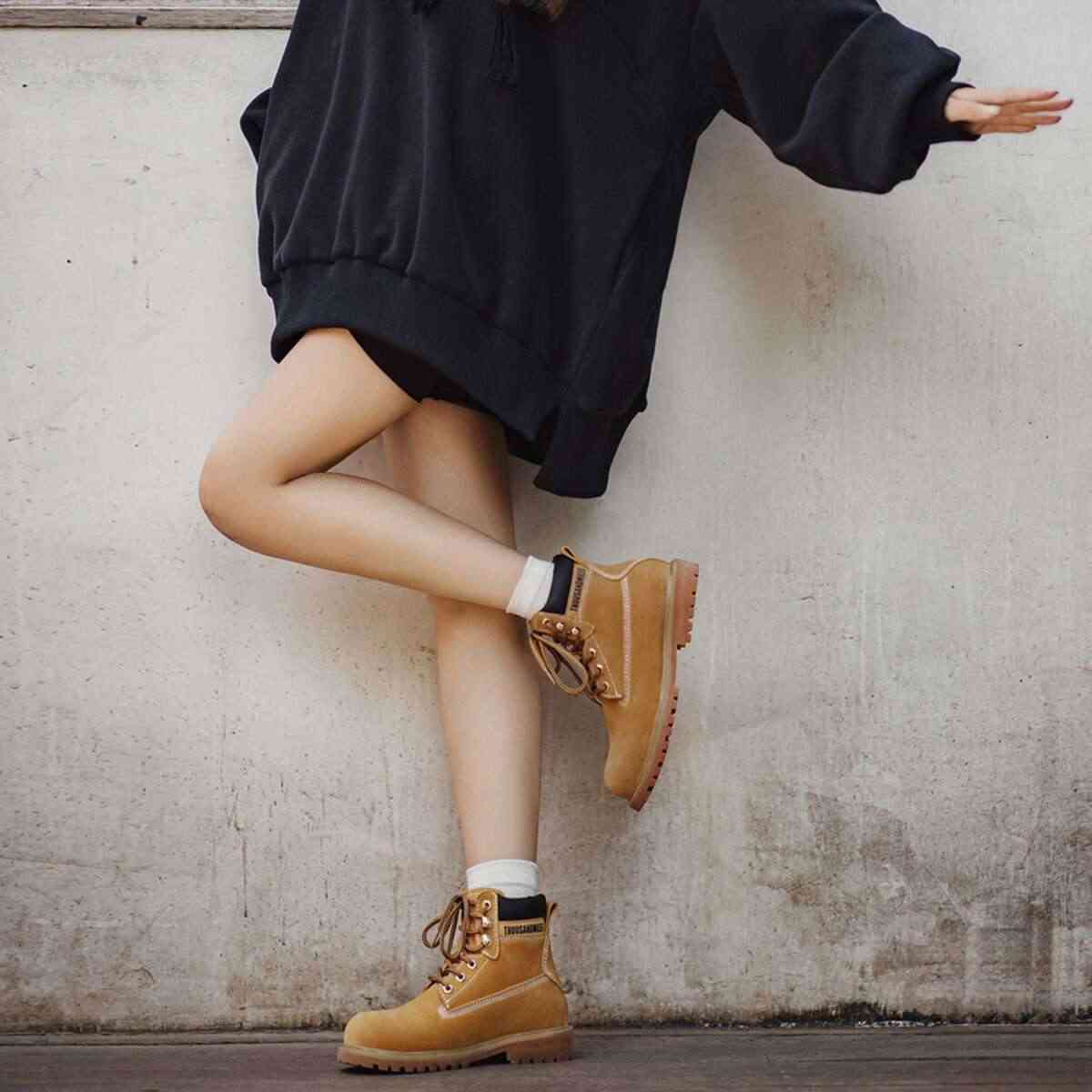 馬登女裝 美式大黃靴英倫風中幫馬丁靴戶外登山靴復古工裝短靴子