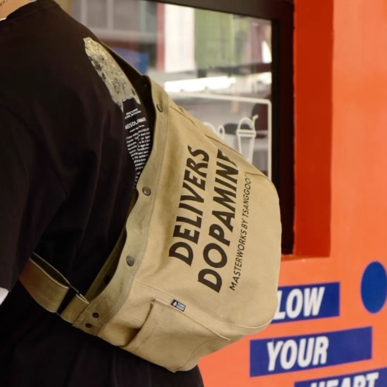 美式復古戶外斜挎包騎行摩托車包簡約帆布報童包