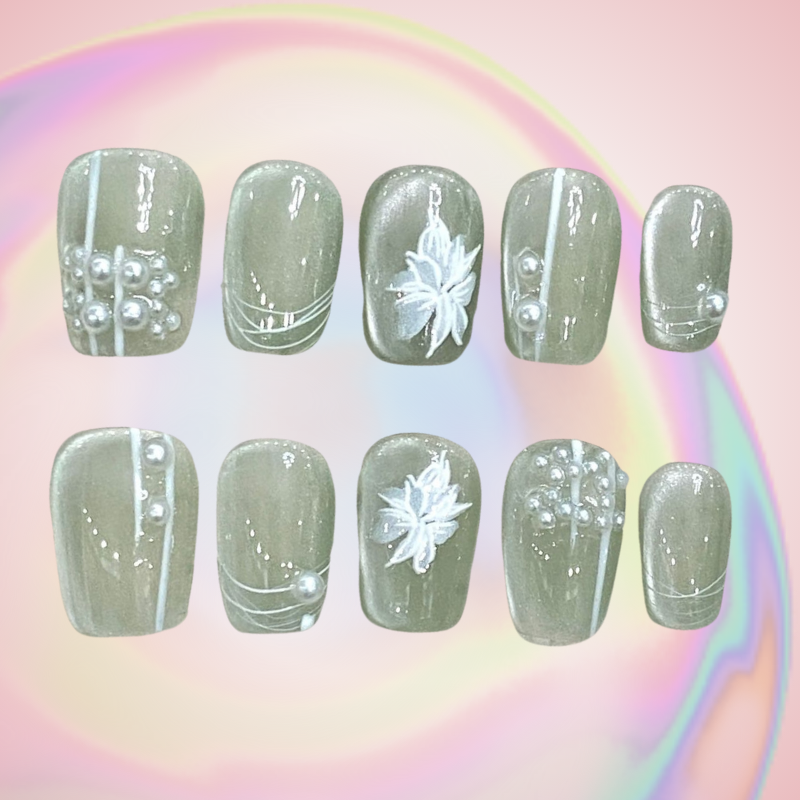 White Lotus (Handmade) / 10PCS Nail Set