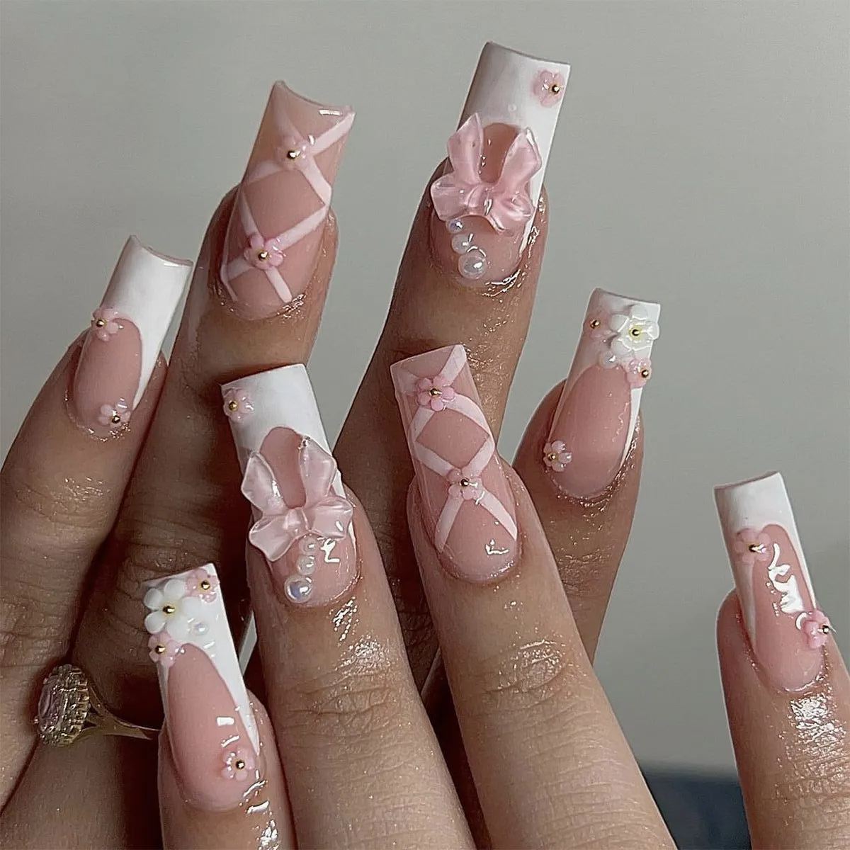  Cute Bow 24 Pcs Press-on Nails Set