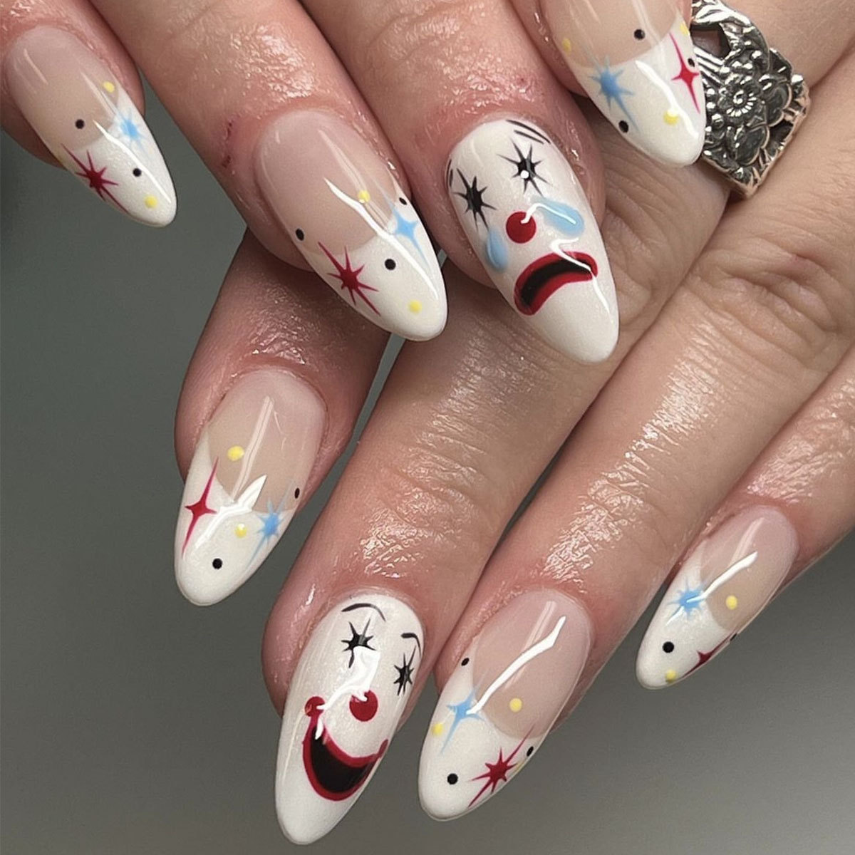 Clown Face 24 Pcs/Set Press On Nails A5-01-01