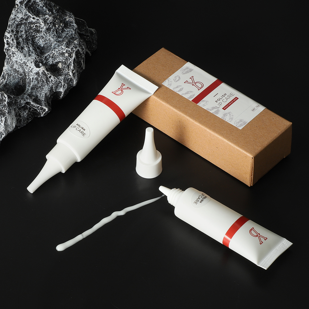 Polish Lip Care Moisturize Skin